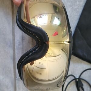 Luxurious Gold Eye Massager